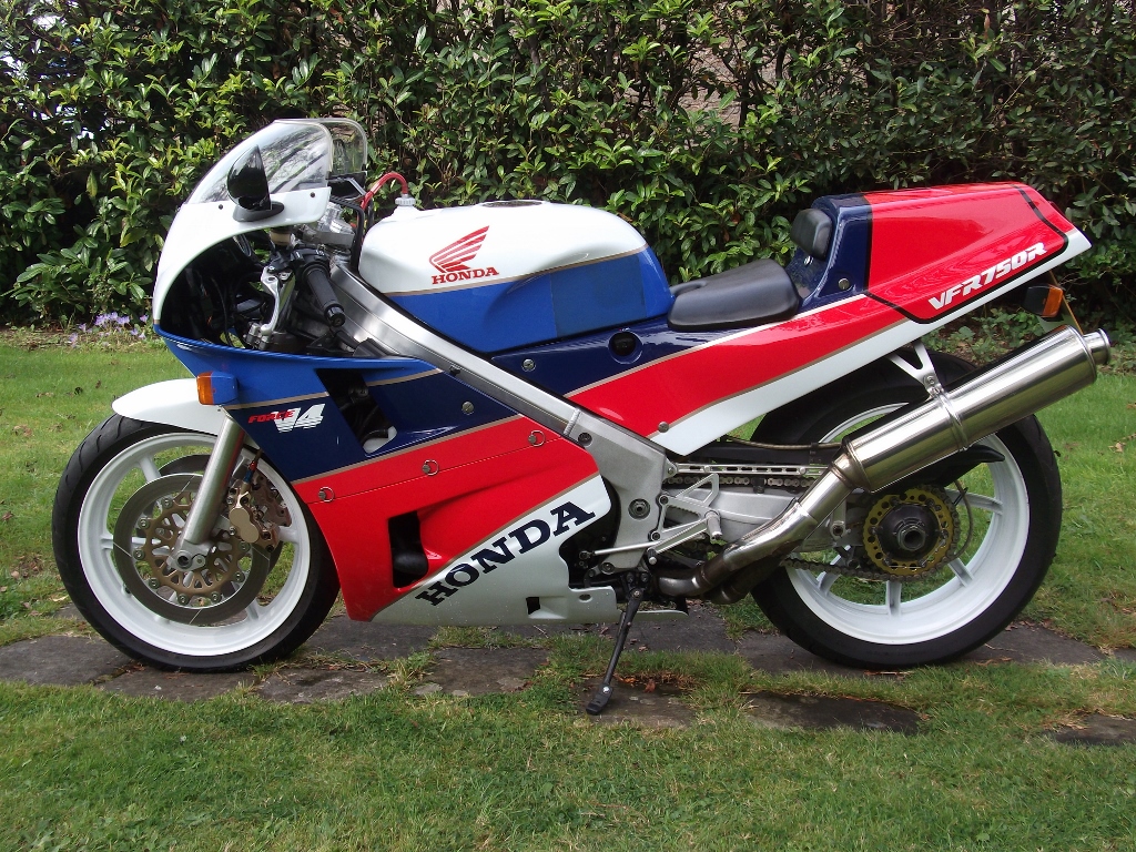 1989 Honda VFR 750 RC30