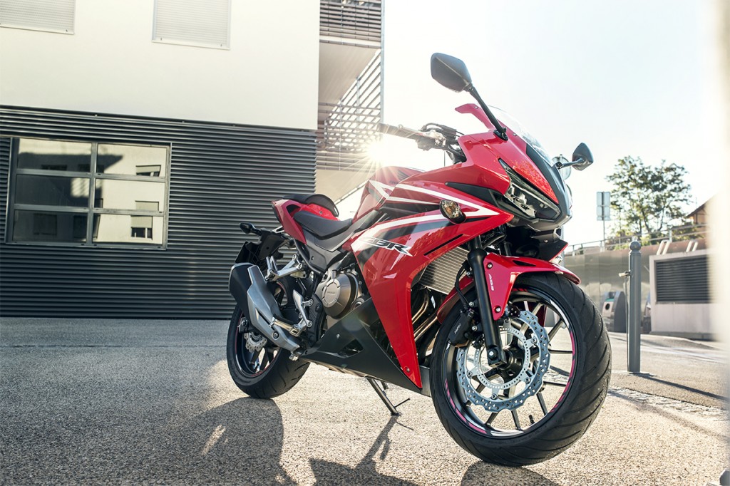 FIRST IMAGES OF 16YM CBR500R