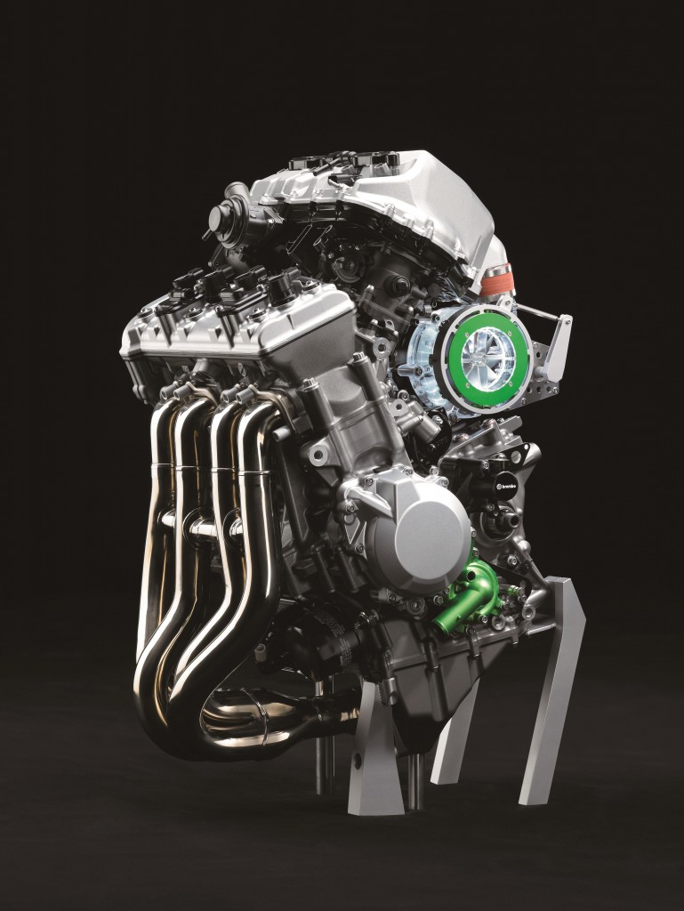 balanced-supercharged-engine-2