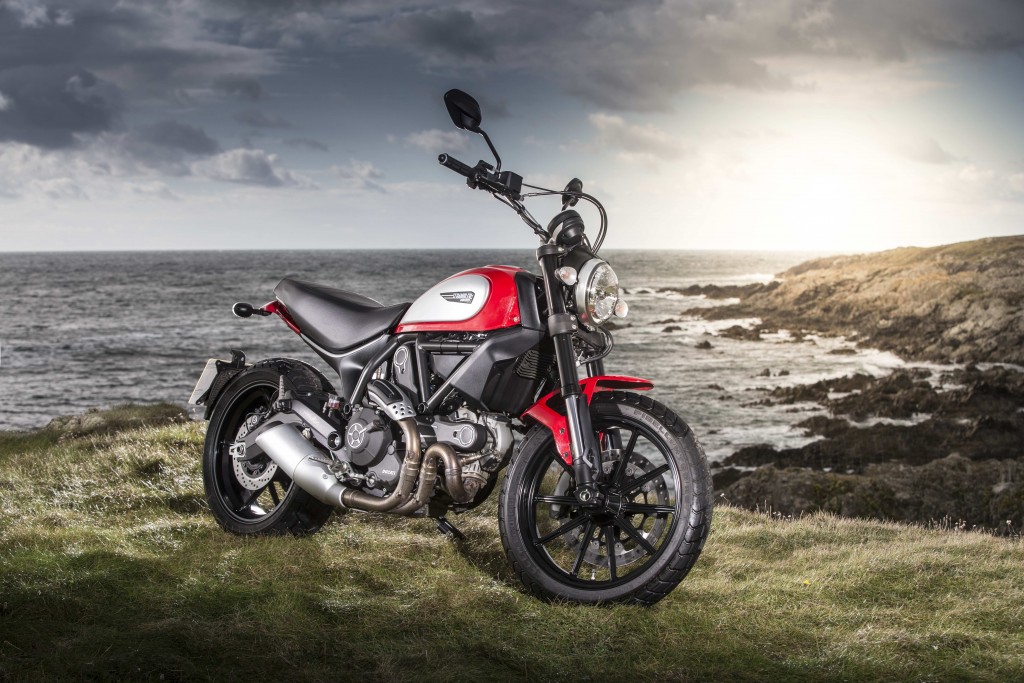 Ducati Scrambler Wins Auto Trader 2015 Best Bike Award