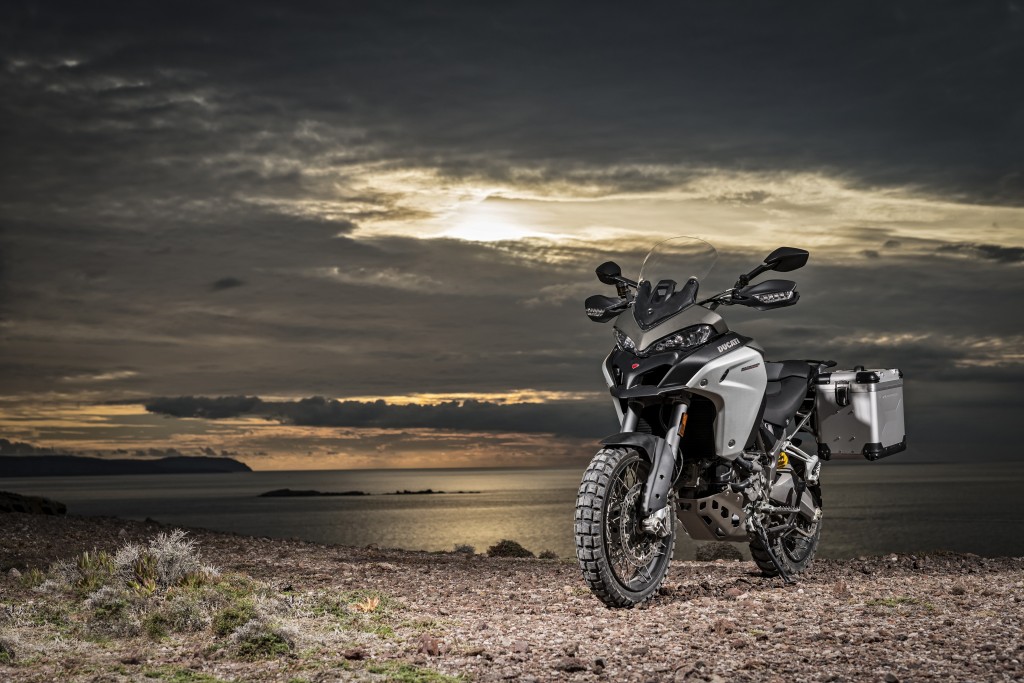 Ducati Multistrada 1200 Enduro: Globetrotter Attitude